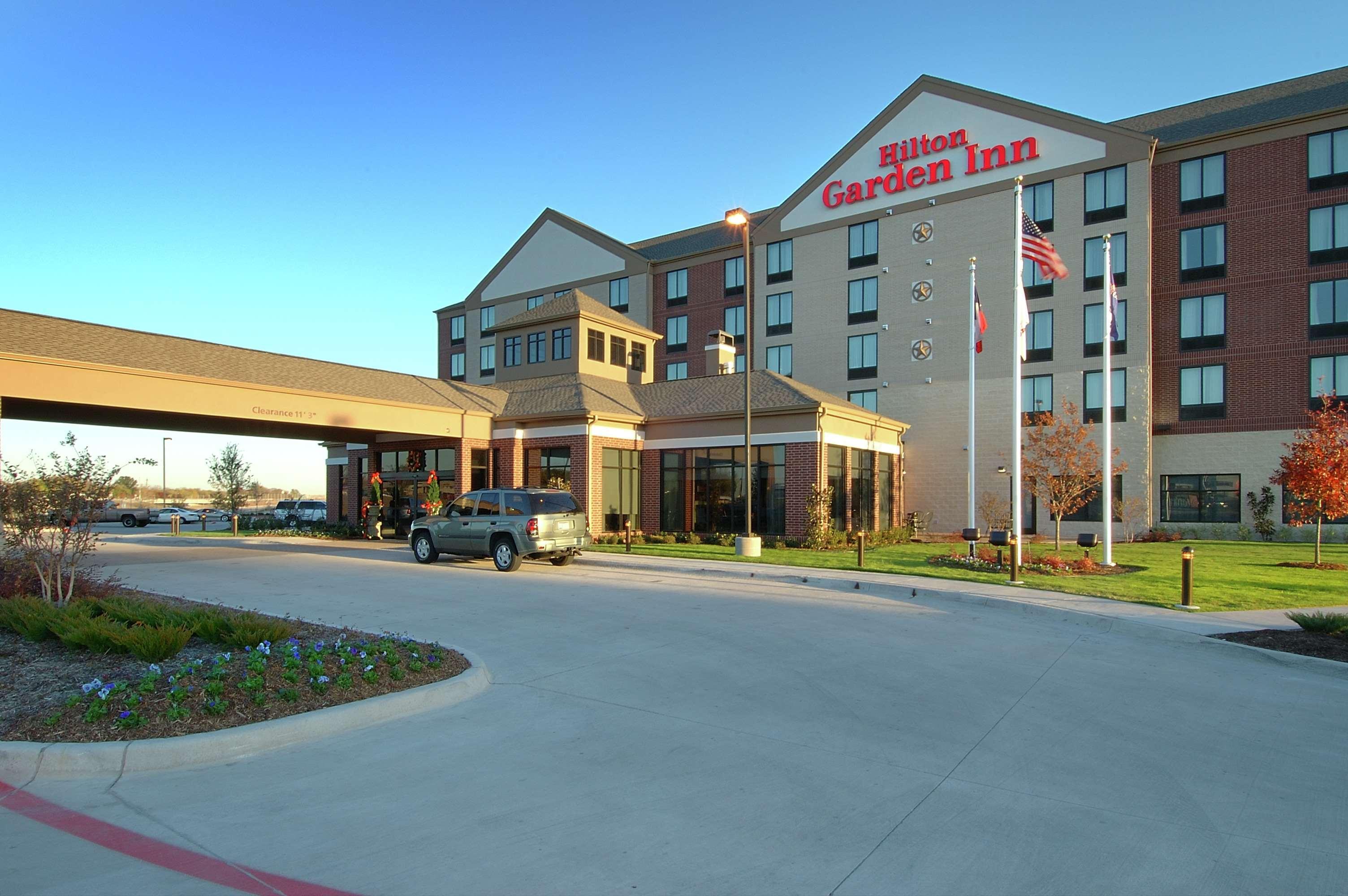 Hilton Garden Inn Dallas/Duncanville Bagian luar foto