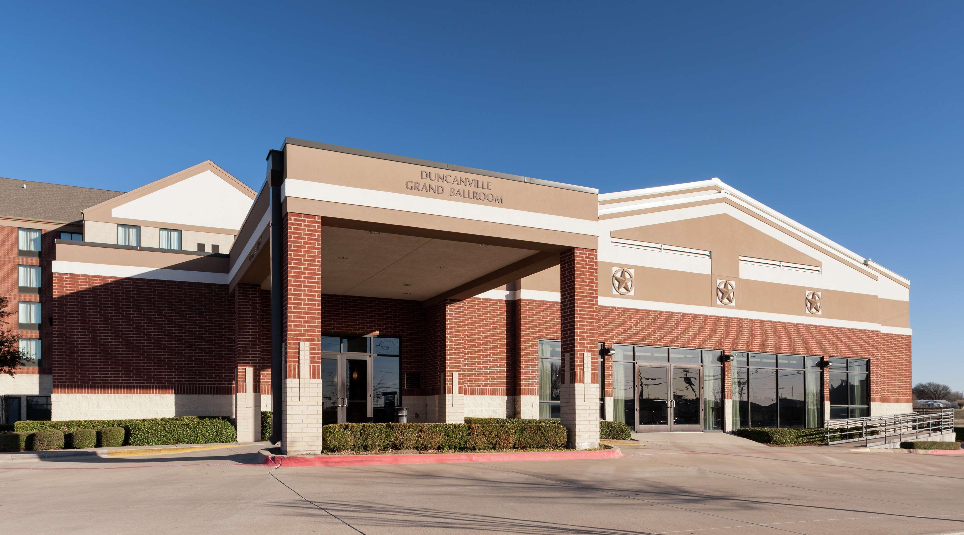 Hilton Garden Inn Dallas/Duncanville Bagian luar foto