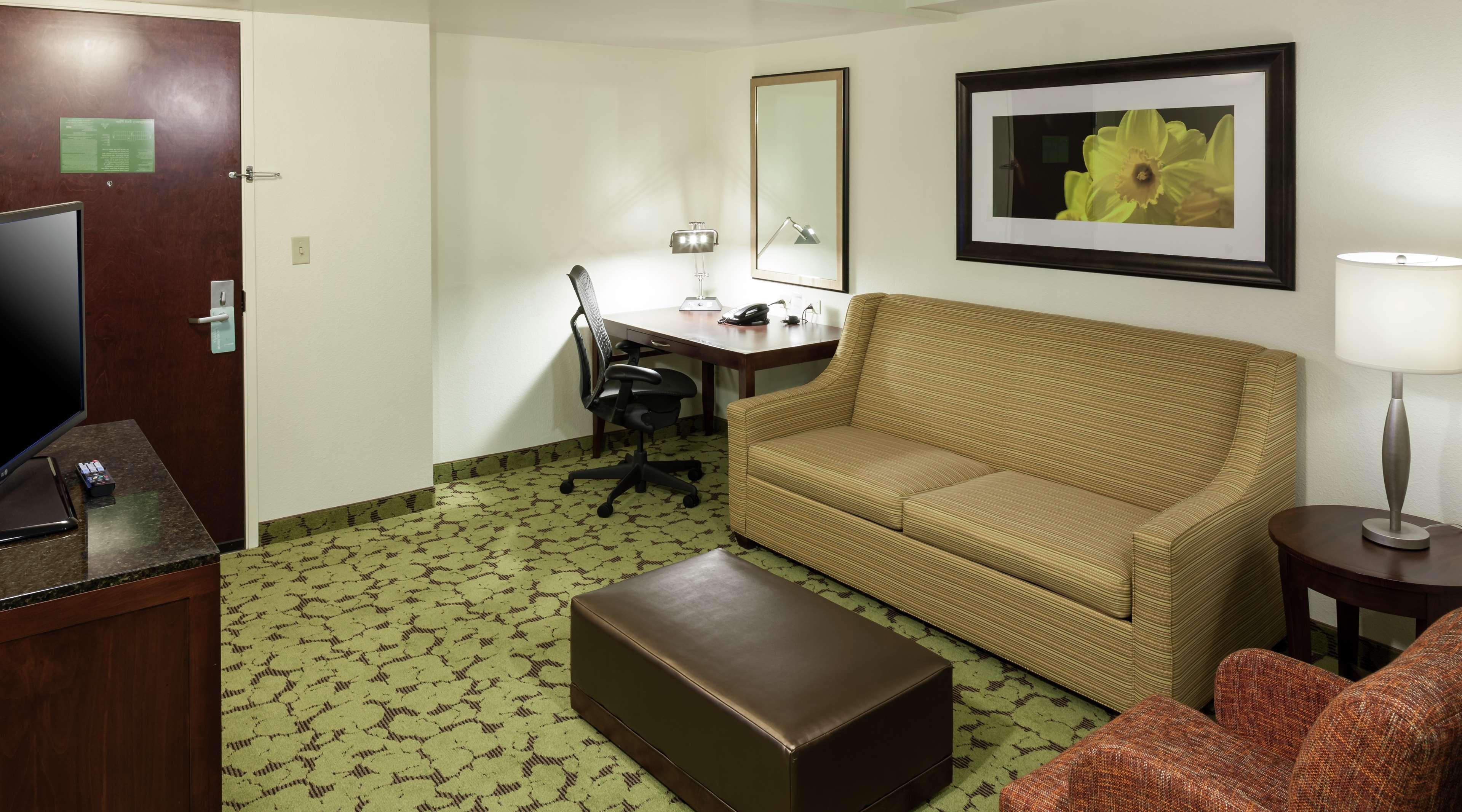 Hilton Garden Inn Dallas/Duncanville Bagian luar foto