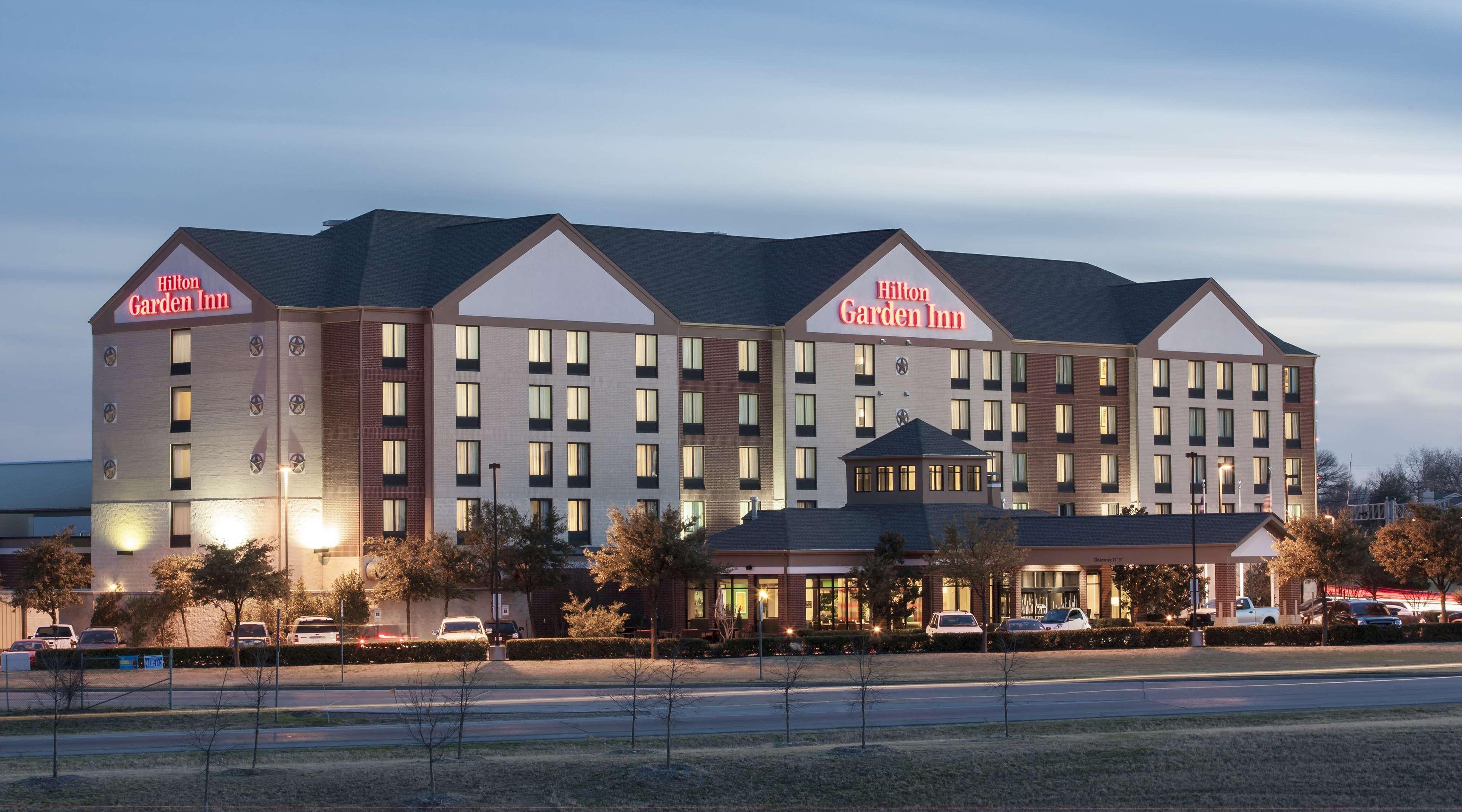 Hilton Garden Inn Dallas/Duncanville Bagian luar foto